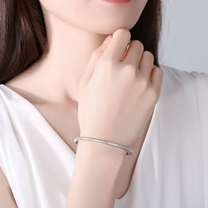 Fashion Simple Geometric Round Bangle with Cubic Zirconia