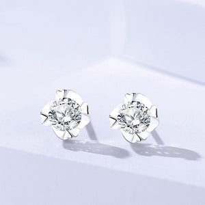 925 Sterling Silver Fashion Simple Heart Shape Stud Earrings with Cubic Zirconia