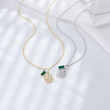 Load image into Gallery viewer, 925 Sterling Silver Fashion Temperament Leaf Green Cubic Zirconia Pendant with Necklace